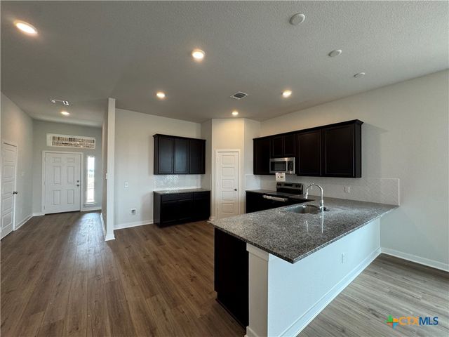 605 James Parker Circle, Killeen, TX 76542