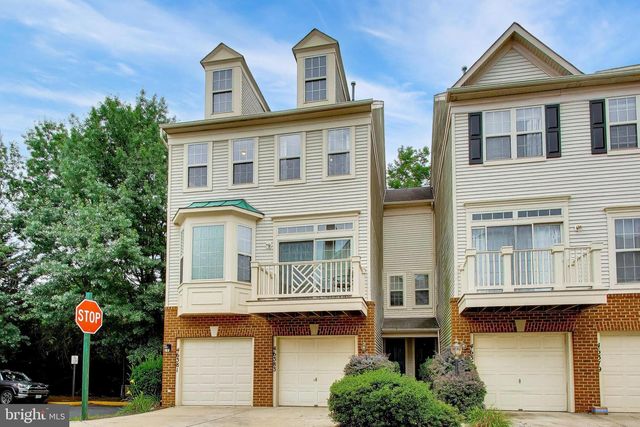 46383 PRYOR SQ, Sterling, VA 20165