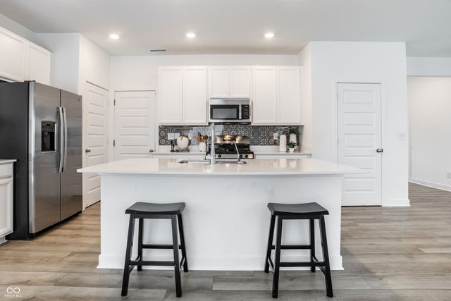 10038 Sundley Drive, Indianapolis, IN 46239
