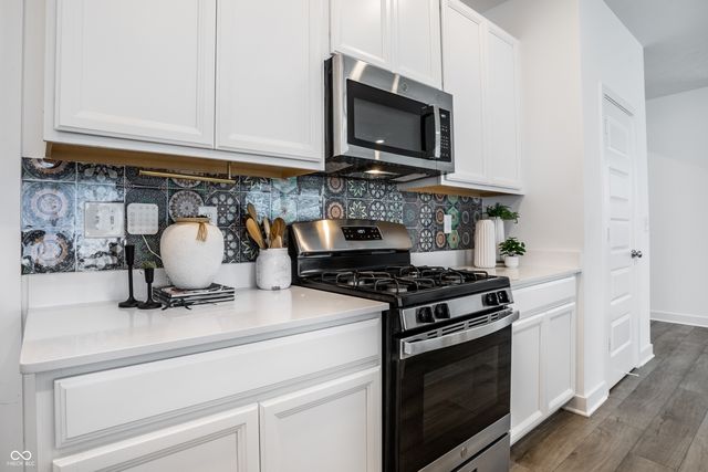 10038 Sundley Drive, Indianapolis, IN 46239