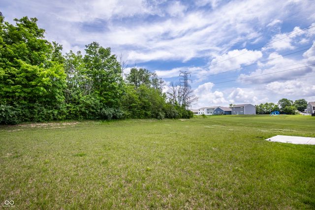 10038 Sundley Drive, Indianapolis, IN 46239