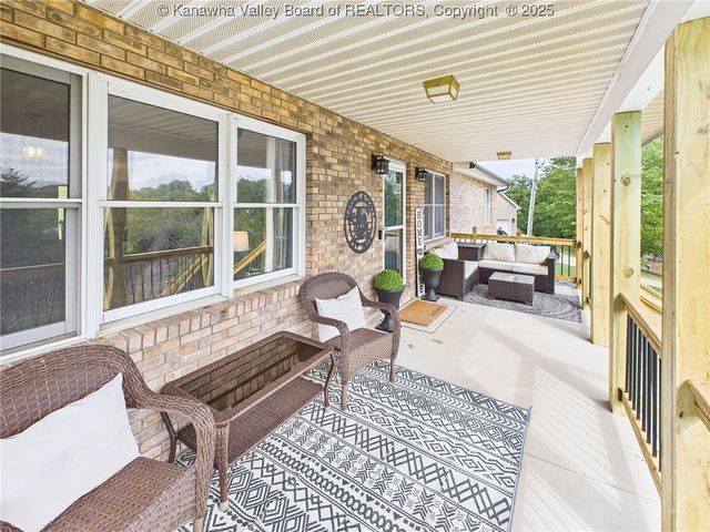 5216 Kelly Road, Charleston, WV 25313