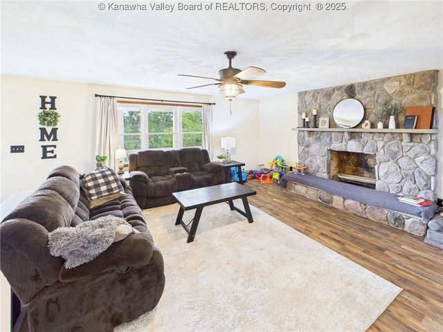 5216 Kelly Road, Charleston, WV 25313