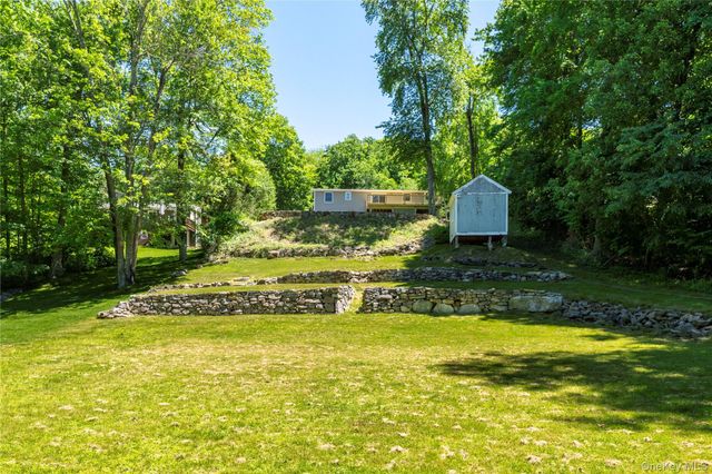 84 Chief Nimham Circle, Carmel, NY 10512