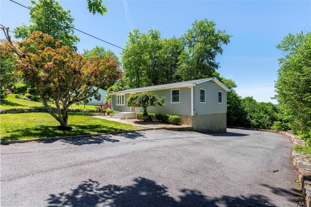 84 Chief Nimham Circle, Carmel, NY 10512