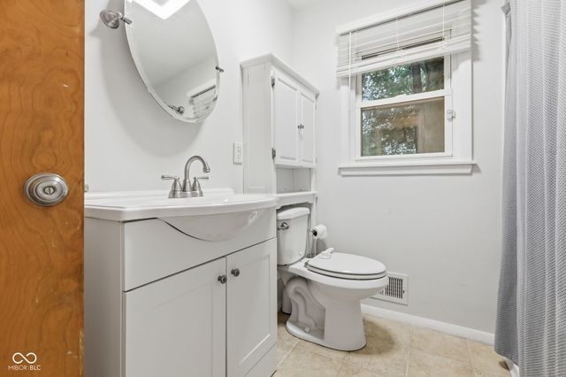 4845 Laurel Hall Drive, Indianapolis, IN 46226