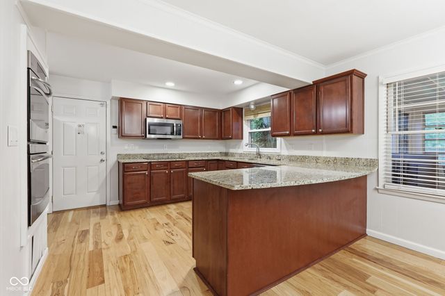 4845 Laurel Hall Drive, Indianapolis, IN 46226