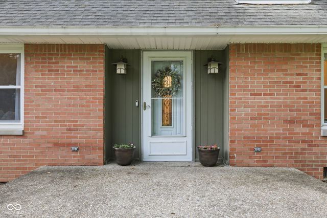 4845 Laurel Hall Drive, Indianapolis, IN 46226