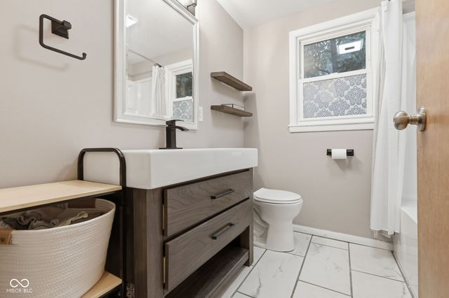 4845 Laurel Hall Drive, Indianapolis, IN 46226
