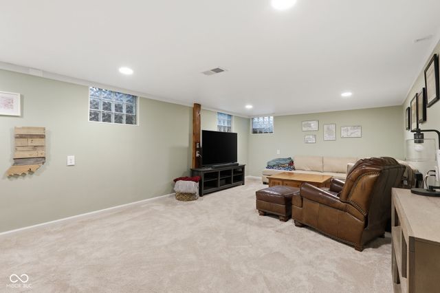 4845 Laurel Hall Drive, Indianapolis, IN 46226