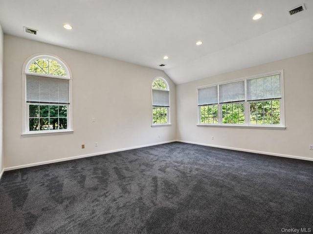 61 B Shore Road, Mount Sinai, NY 11766