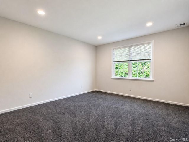 61 B Shore Road, Mount Sinai, NY 11766