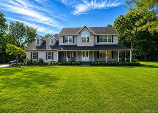 61 B Shore Road, Mount Sinai, NY 11766