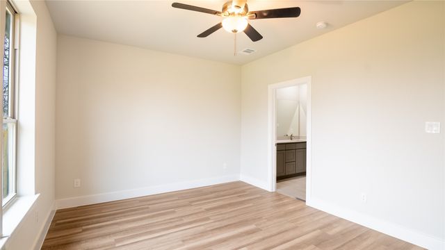 1111 Travis Avenue, Alvarado, TX 76009