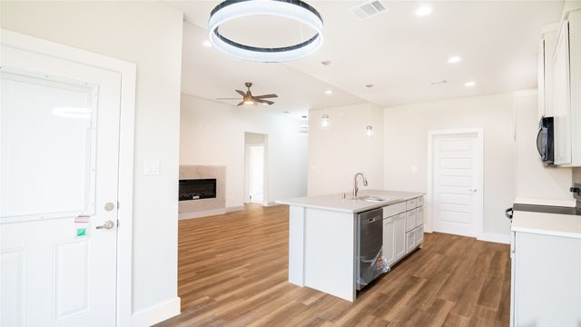 1111 Travis Avenue, Alvarado, TX 76009