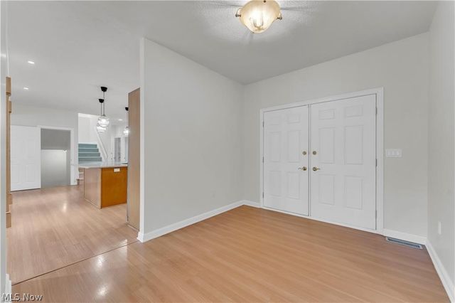 416 Castle Pines Drive, Akron, OH 44333