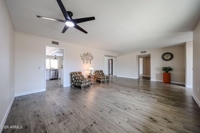 9834 W Emberwood Drive, Sun City, AZ 85351