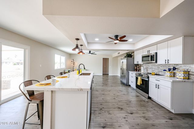 9834 W Emberwood Drive, Sun City, AZ 85351