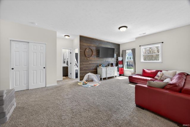 5452 W Channing Way, Ellettsville, IN 47429