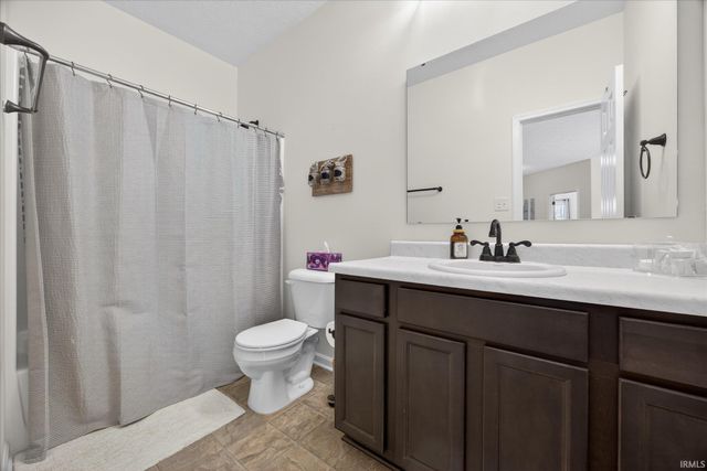 5452 W Channing Way, Ellettsville, IN 47429