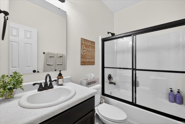 5452 W Channing Way, Ellettsville, IN 47429