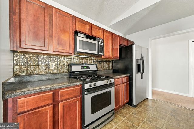 323 Greystone Parkway, Hiram, GA 30141
