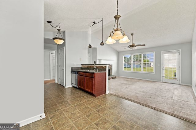 323 Greystone Parkway, Hiram, GA 30141