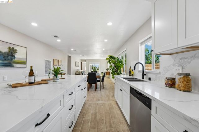 449 GILCREST, Vallejo, CA 94591