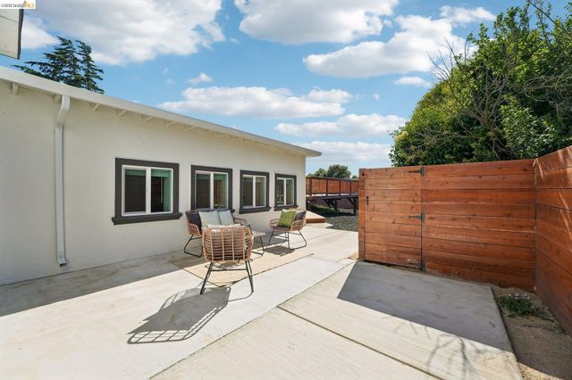 449 GILCREST, Vallejo, CA 94591