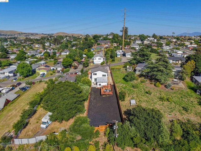 449 GILCREST, Vallejo, CA 94591