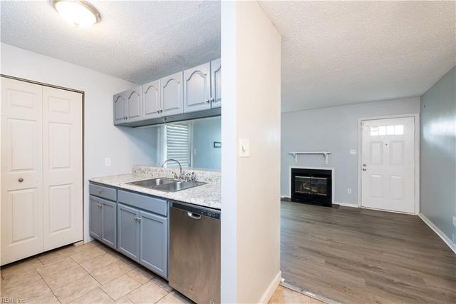 605 Spirit CT, Virginia Beach, VA 23462