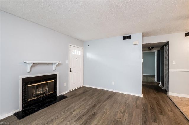 605 Spirit CT, Virginia Beach, VA 23462