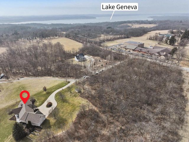 N2568 Snake ROAD, Lake Geneva, WI 53147
