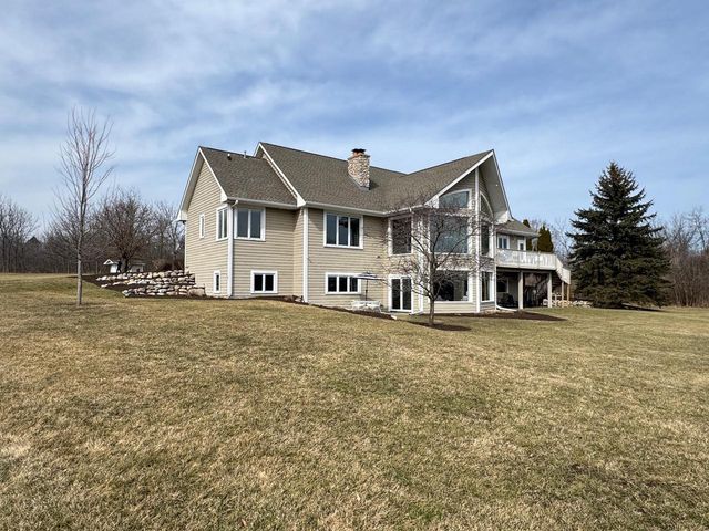 N2568 Snake ROAD, Lake Geneva, WI 53147