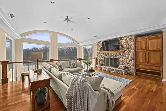 N2568 Snake ROAD, Lake Geneva, WI 53147