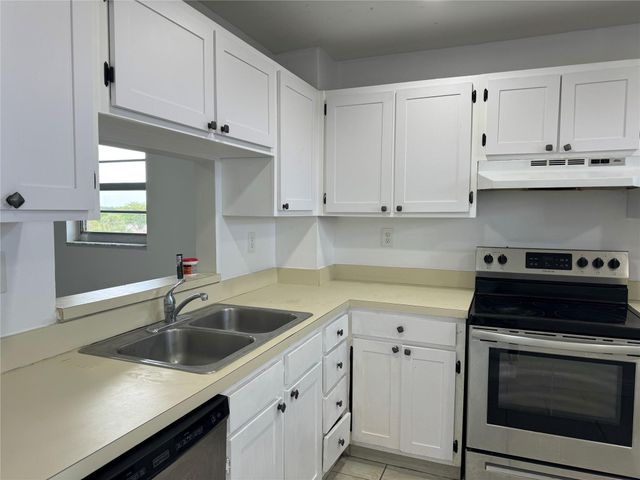 1100 NW 87th Avenue 508, Coral Springs, FL 33071