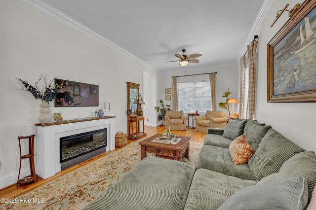 720 S 6th Street, Wilmington, NC 28401