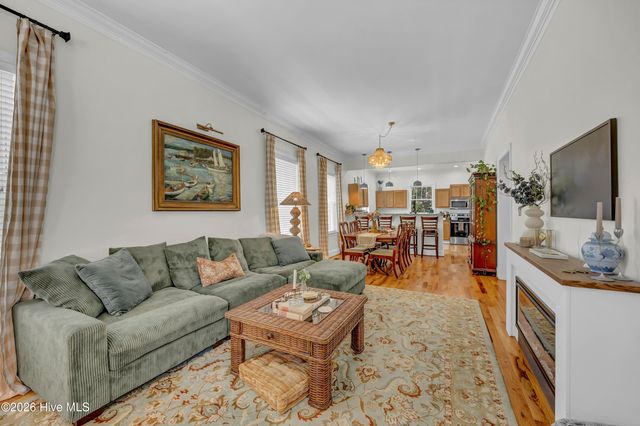720 S 6th Street, Wilmington, NC 28401