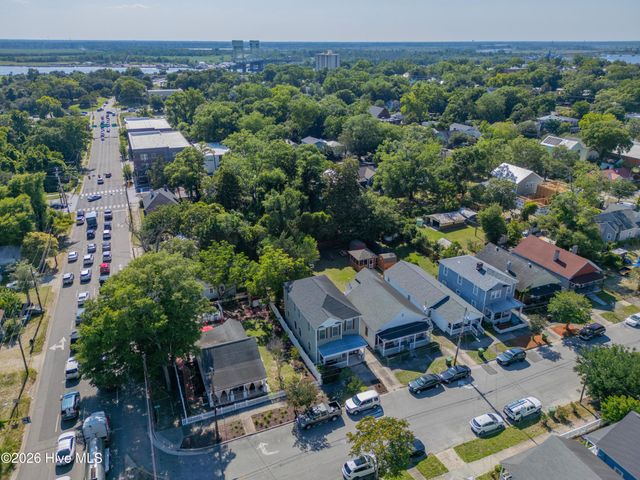 720 S 6th Street, Wilmington, NC 28401