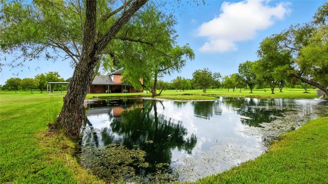 9550 Fm 686, Dayton, TX 77535