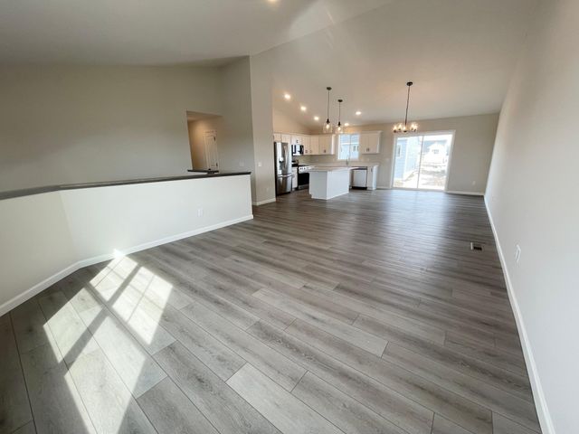 4660 199th Street N, Forest Lake, MN 55025