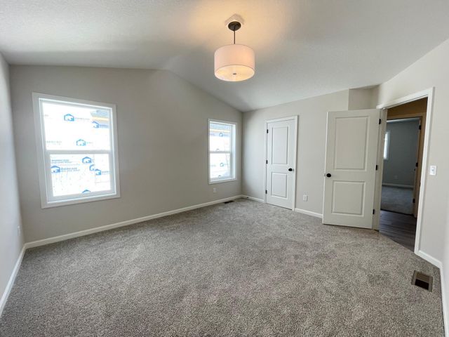 4660 199th Street N, Forest Lake, MN 55025