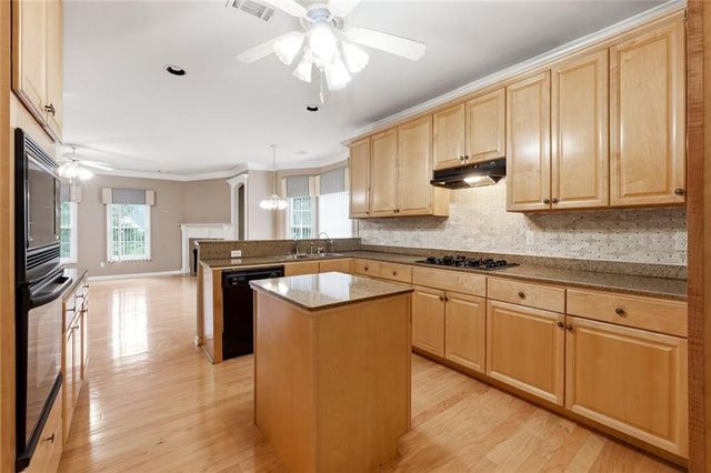4940 Highland Lake Drive, South Fulton, GA 30349