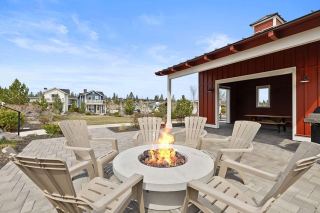 2777 NW High Lakes Loop, Bend, OR 97703