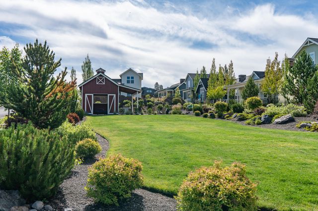 2777 NW High Lakes Loop, Bend, OR 97703