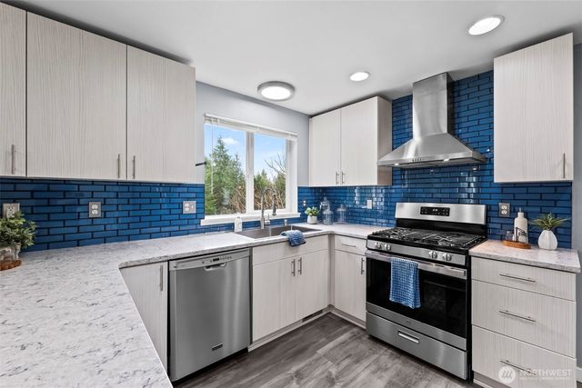 9700 Kodiak Place SW, Port Orchard, WA 98367