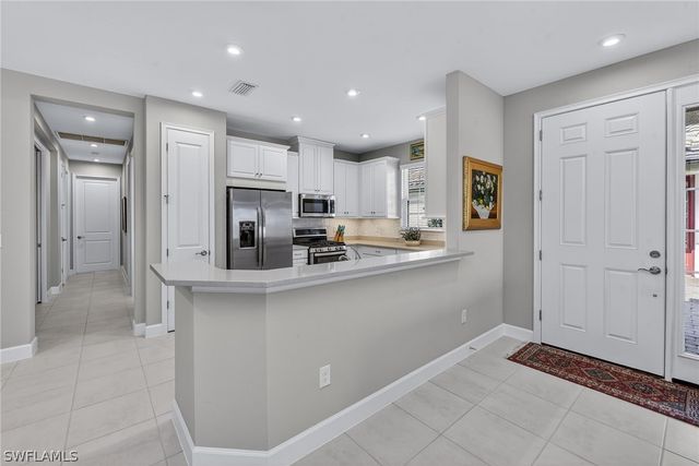 8025 Calle Canovas CT, Naples, FL 34114