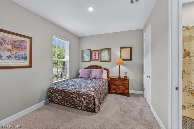 8025 Calle Canovas CT, Naples, FL 34114