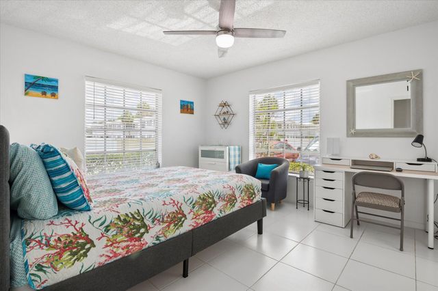 2210 NE 67th Street 1211, Fort Lauderdale, FL 33308