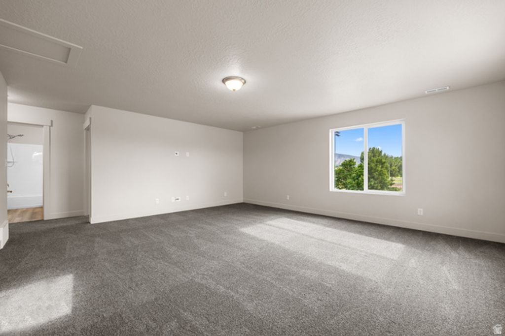 Image 10 of property listing at 1715 S SAGEBERRY DR #SKYLIN, Santaquin, UT 84655